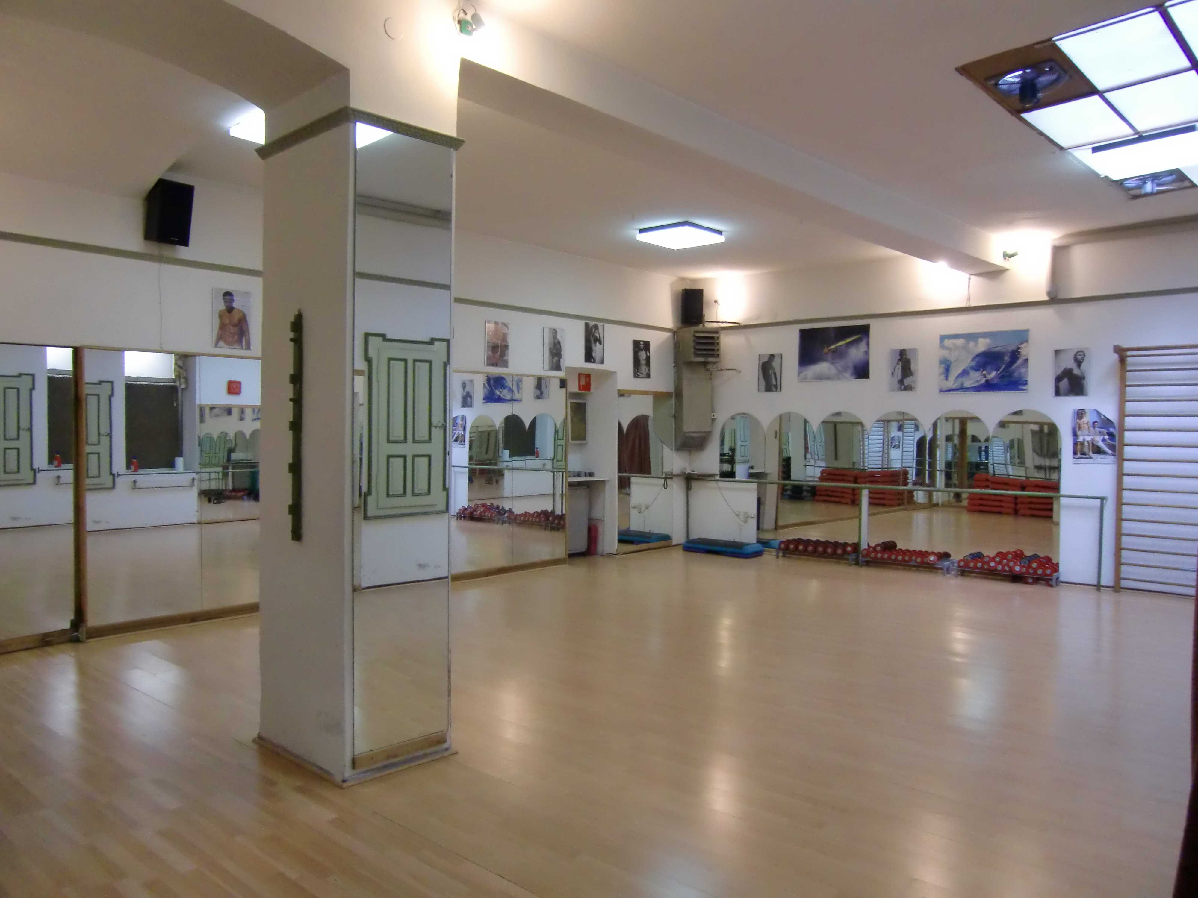 Aerobic Saal / Sala Aerobica